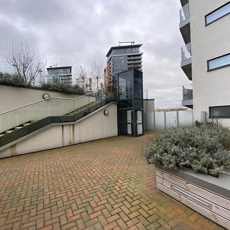 Excel Apartment London Exterior photo